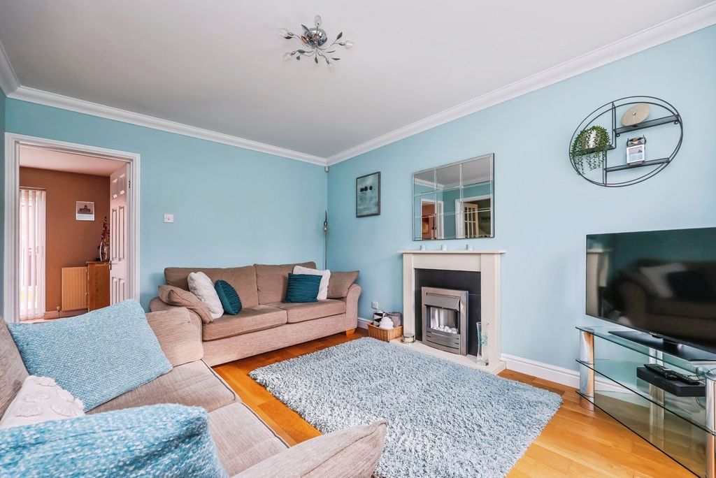 Property photo 2 of 20 Pbox-Img.Jpg