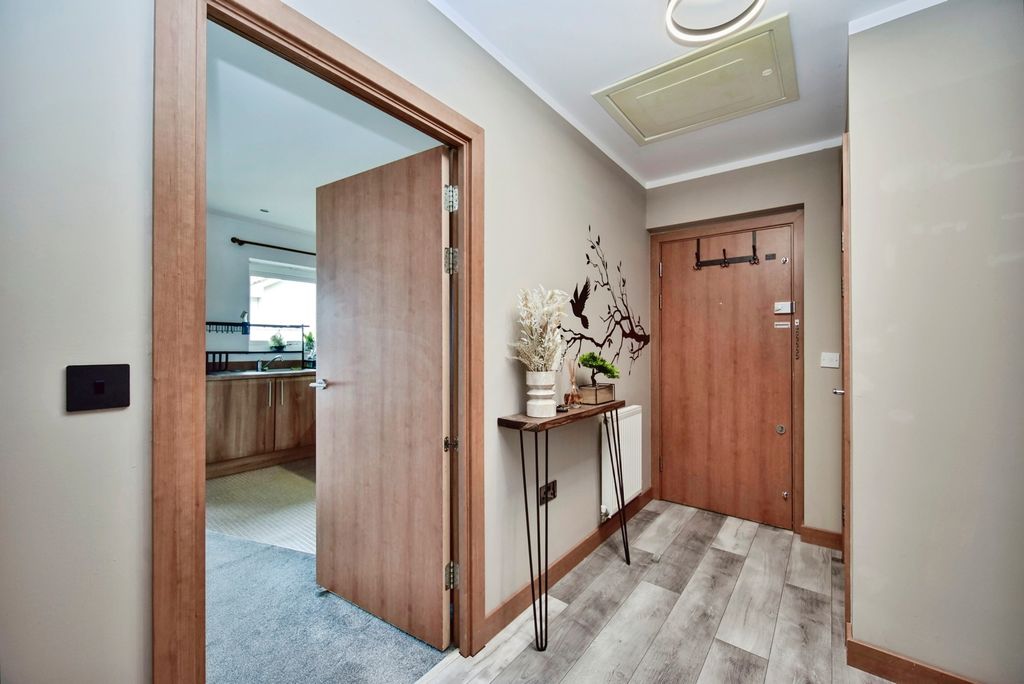 Property photo 3 of 13 Hallway