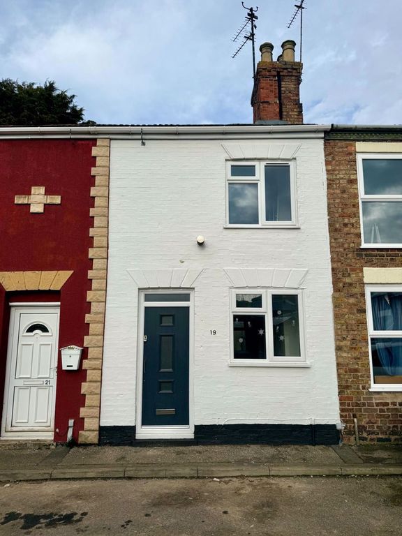 Property photo 1 of 6