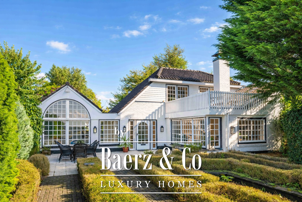 Property photo 1 of 45