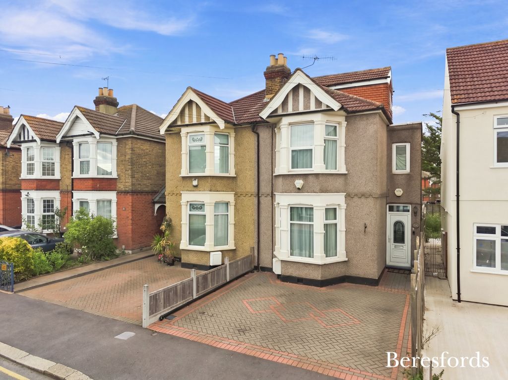 Property photo 1 of 21 Picture No. 05