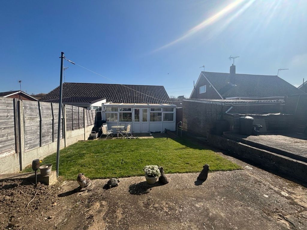 Property photo 2 of 14