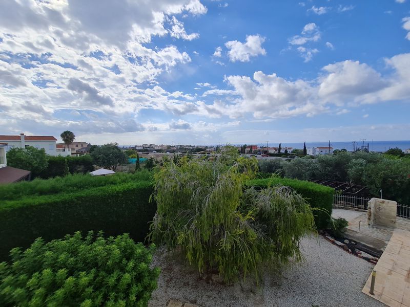 Property photo 2 of 50 Sea View