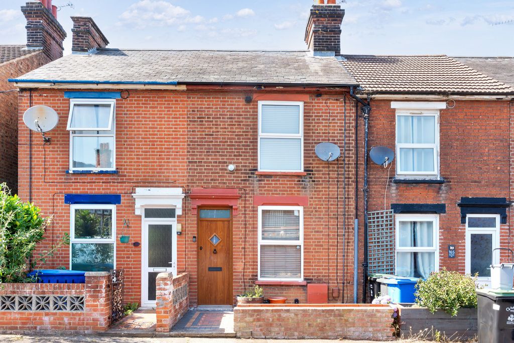 Property photo 1 of 12
