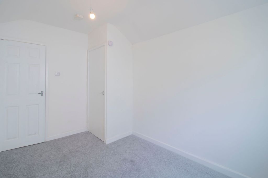 Additional image 27 of 4 bed terraced house for sale5 High Street, Newbridge NP11