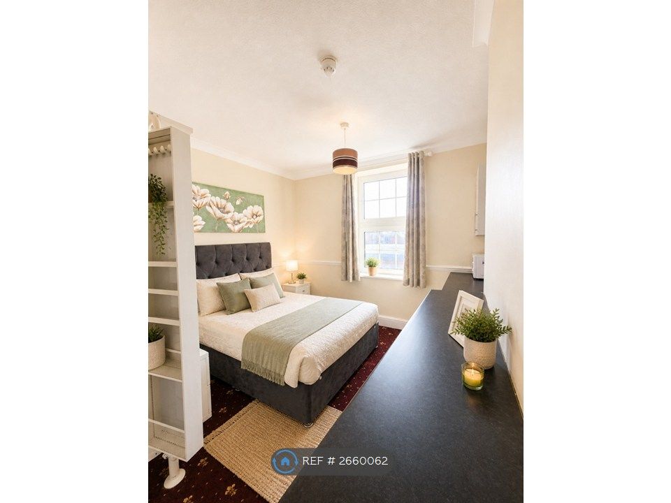 Property photo 2 of 3