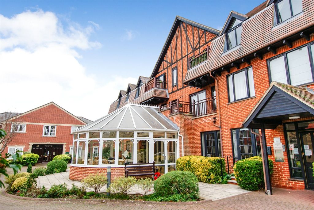 Property photo 1 of 10 Picture No. 28