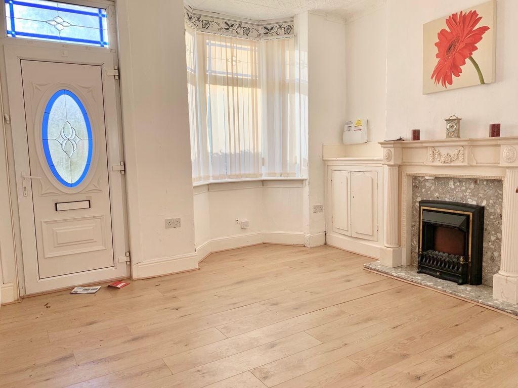 Property photo 2 of 12 Front Reception Room