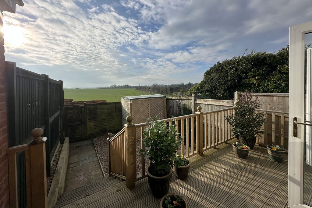 Property photo 2 of 15 Photo 2