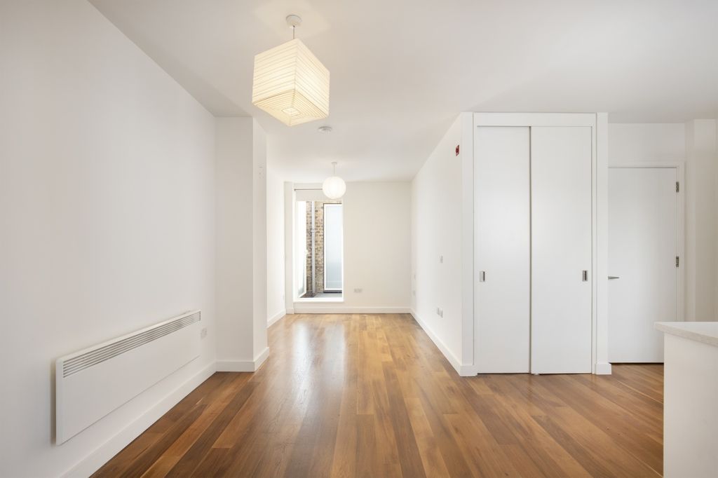 Property photo 1 of 11 Image