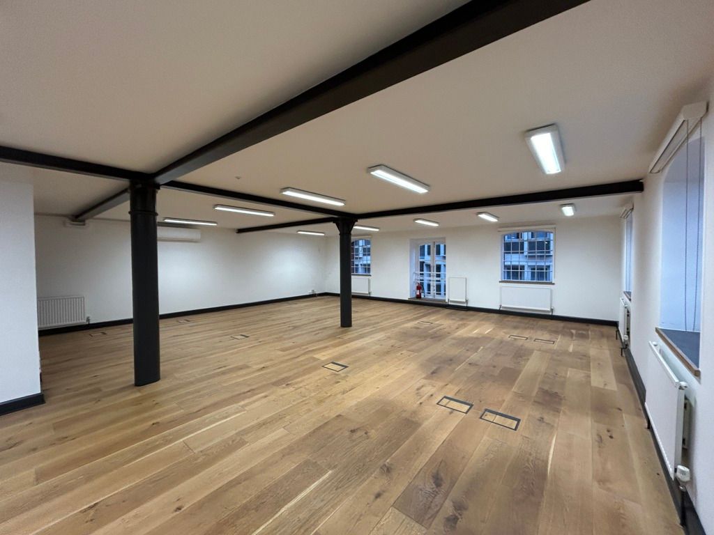 Property photo 1 of 9 Photo 21