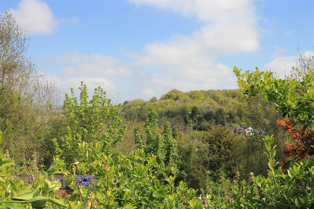 Property photo 2 of 16 Img_0877.Jpg
