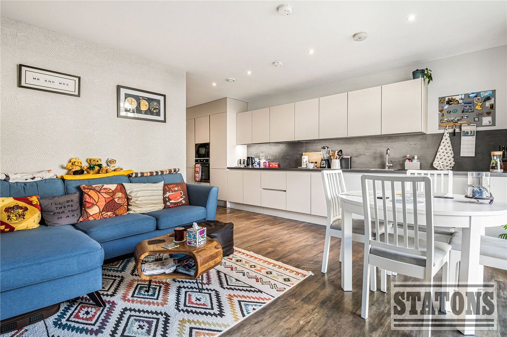 Property photo 2 of 10 Picture No. 13