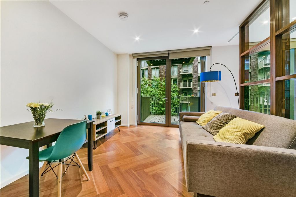 Property photo 2 of 19