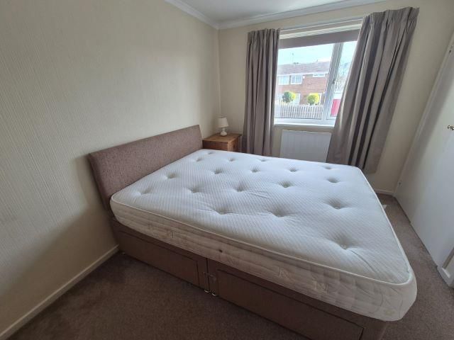 Property photo 3 of 5 24 Cauldwell Place Bedroom.Jpg