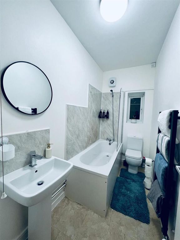 Property photo 3 of 8 102B Bath Street May Inspection-Images-1.Jpg