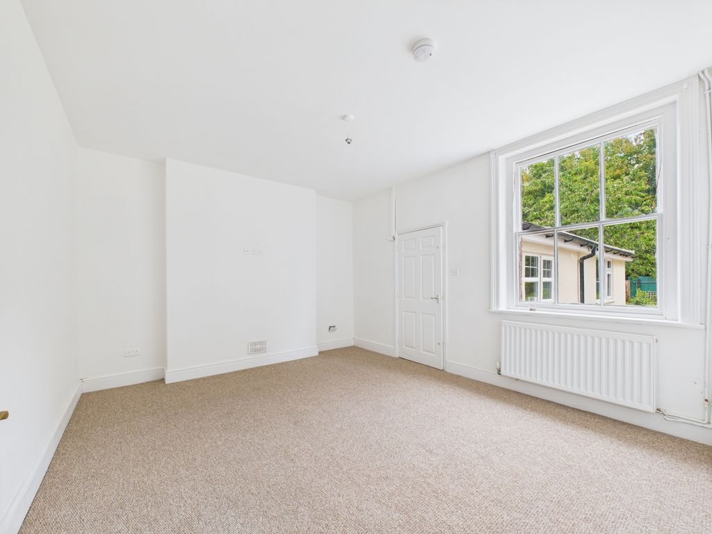Property photo 3 of 6 Dining Room