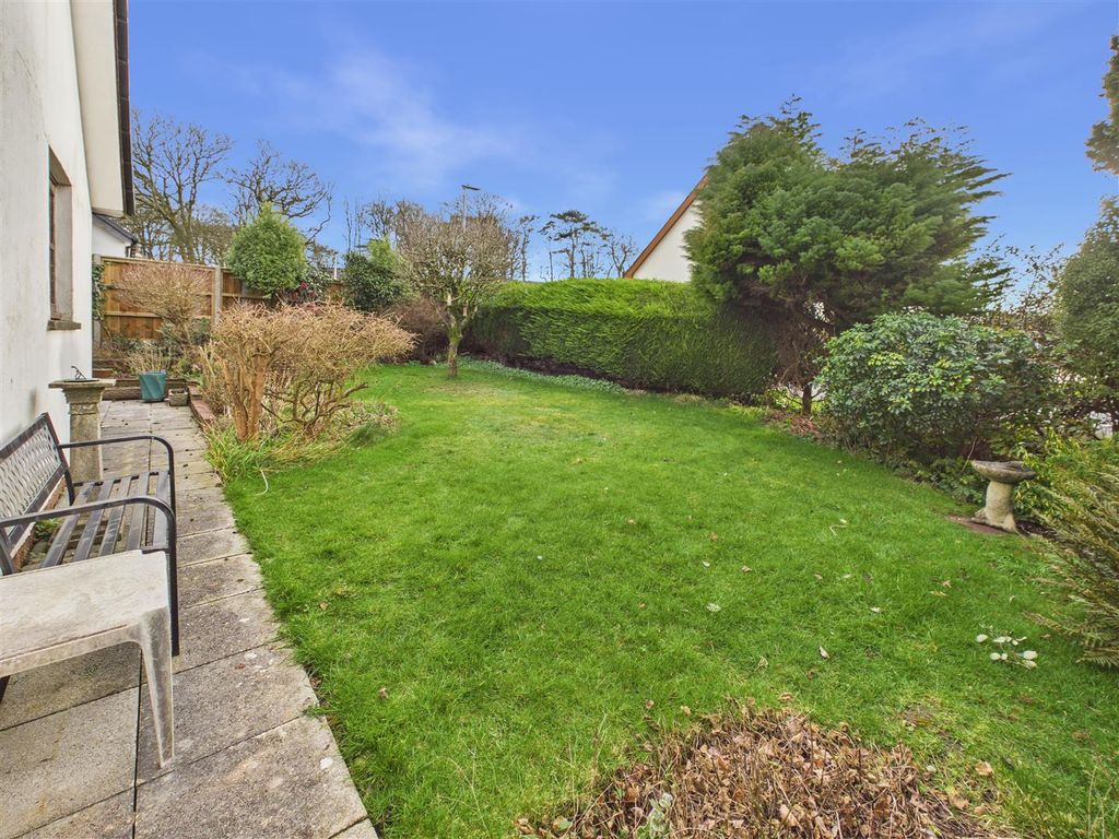 Property photo 2 of 26 Externally