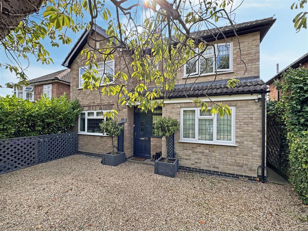 Property photo 2 of 20 Casterton Road, Stamford