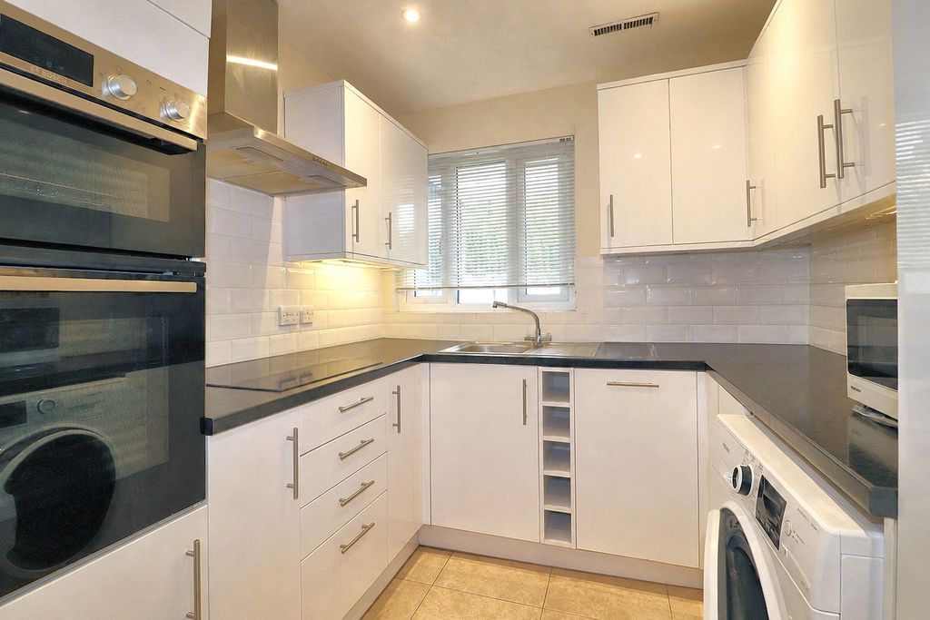 Property photo 3 of 9 Picture No. 20
