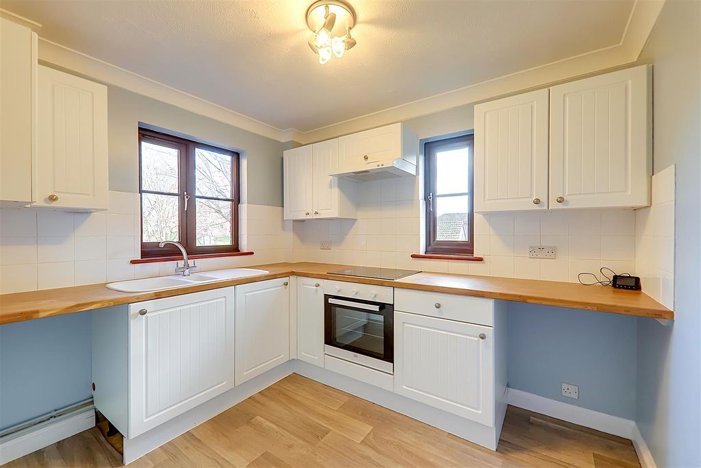 Property photo 3 of 9 Img_2498-Img_2500.Jpg