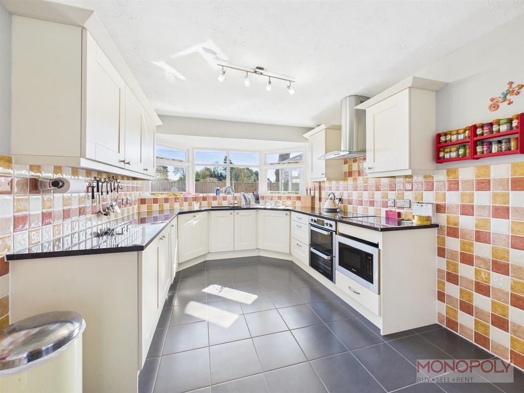 Property photo 2 of 24 Cam04439G0-Pr0009-Still004.Jpg