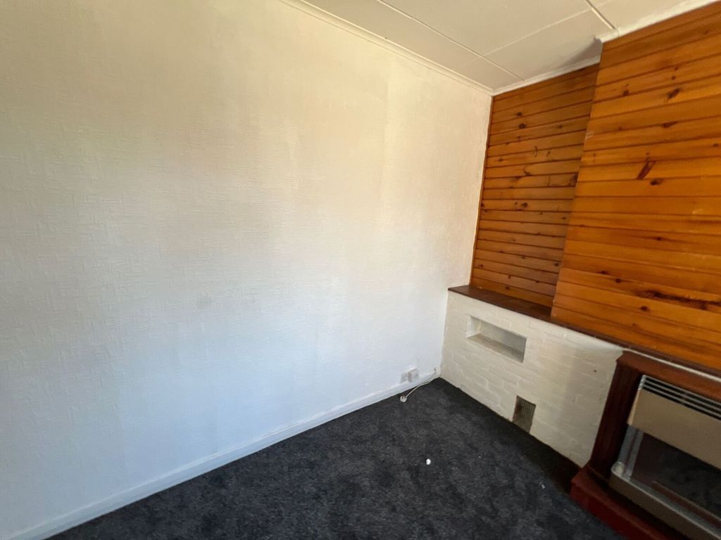 Property photo 3 of 12 Picture No. 19