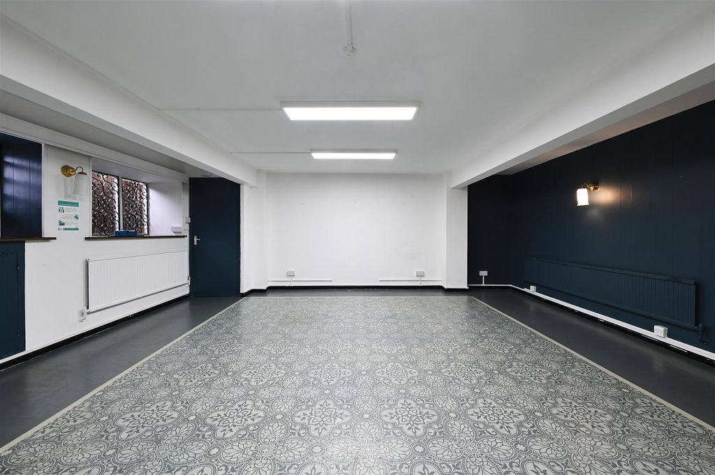 Property photo 2 of 10 The-Brewery-Yard-Club-Tn31 (1).Jpg