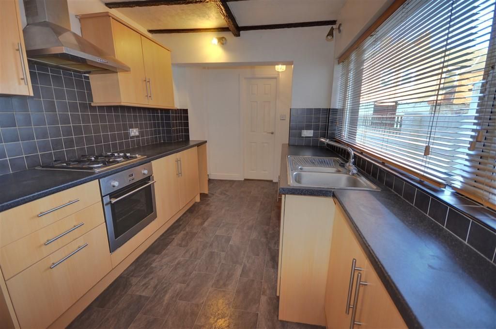 Property photo 2 of 12 Kitchen