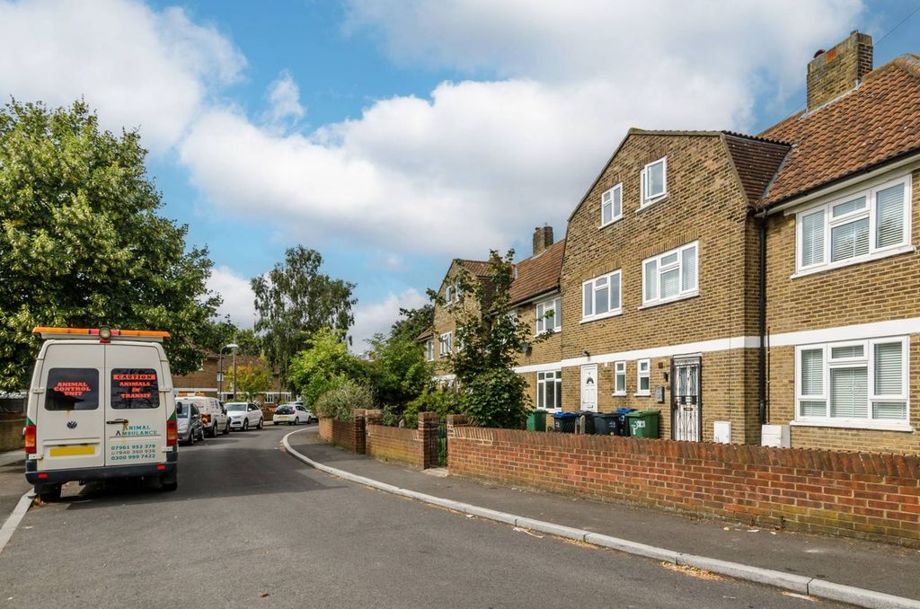 Property photo 2 of 2