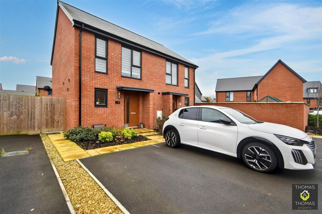 Property photo 1 of 15 Dsc_0128 (1).Jpg