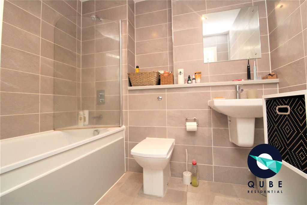 Property photo 3 of 10 Picture No. 05