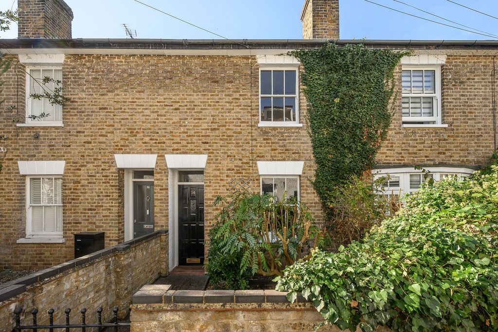 Property photo 1 of 20