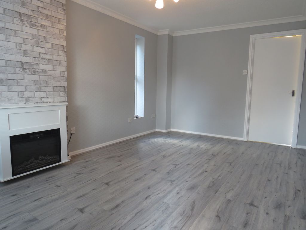 Property photo 2 of 10 View