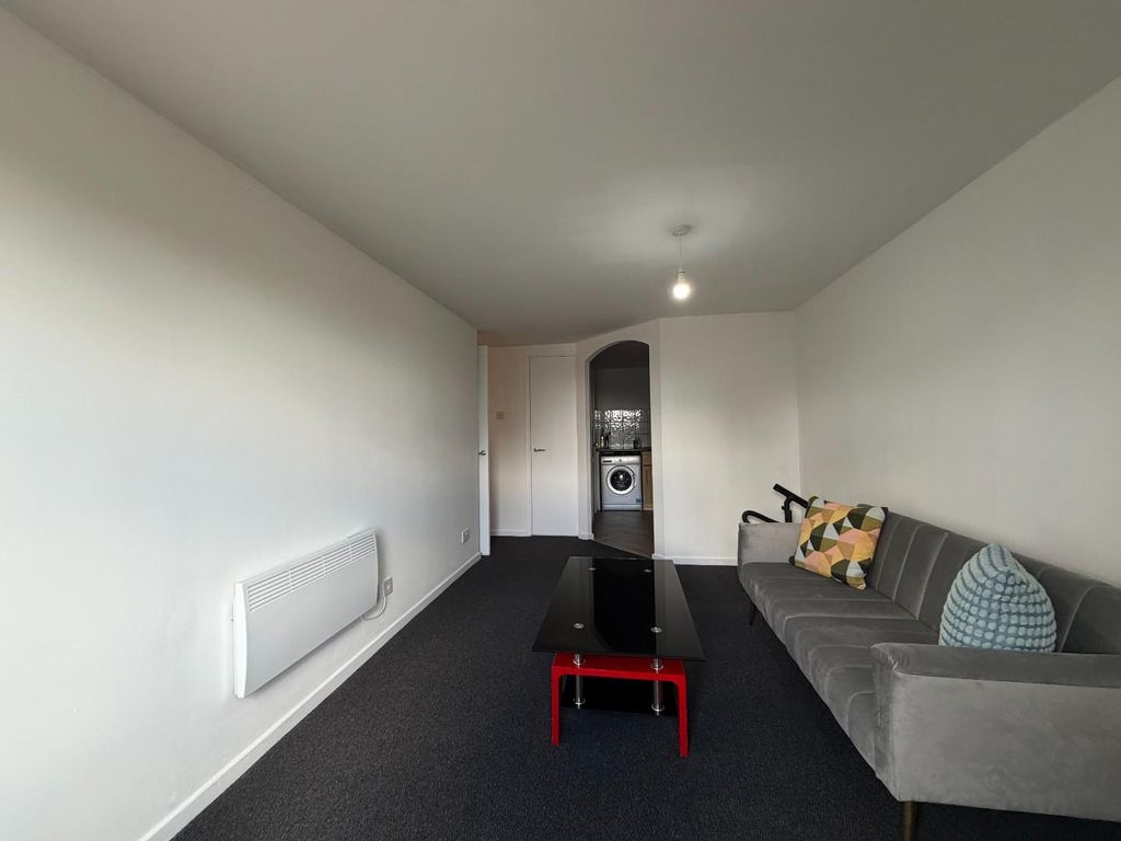 Property photo 3 of 7