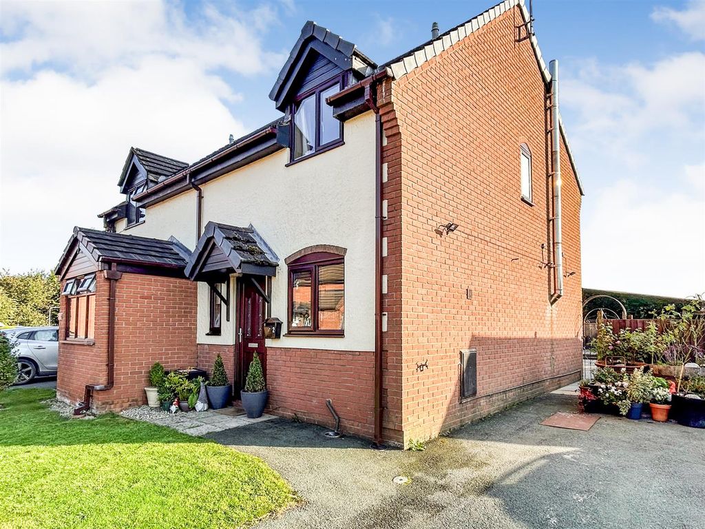 Property photo 1 of 17 Front2.Jpg