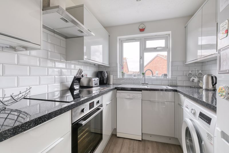 Property photo 2 of 15 Photo 6