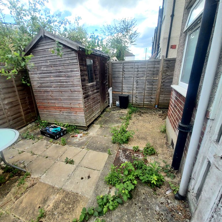 Property photo 3 of 7