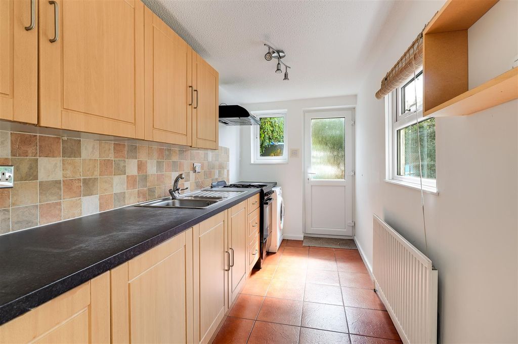 Property photo 3 of 17 Img (6).Jpg