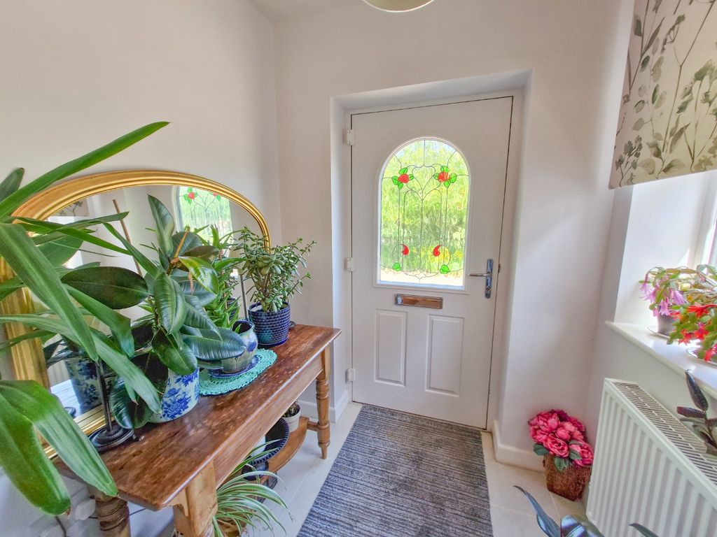 Property photo 3 of 59 5172048
