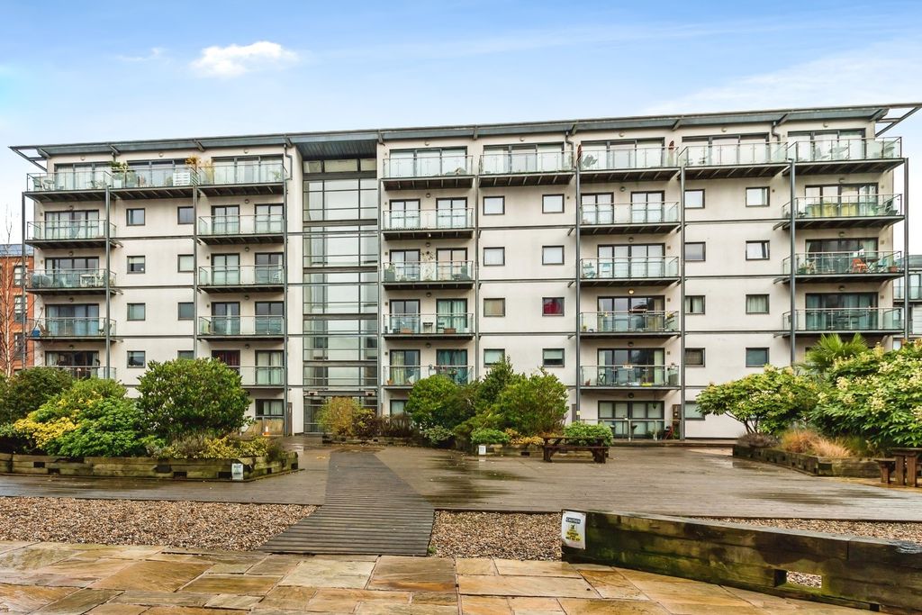 Property photo 2 of 19 General Exteriir