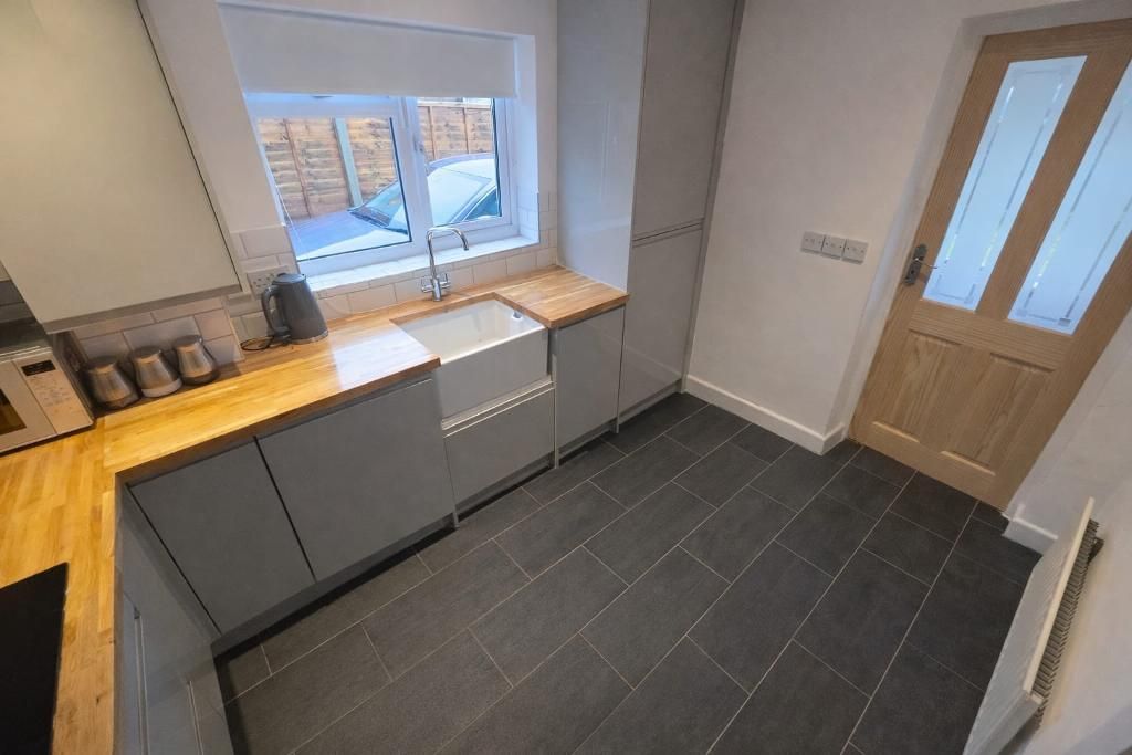 Property photo 2 of 11 Photo 2