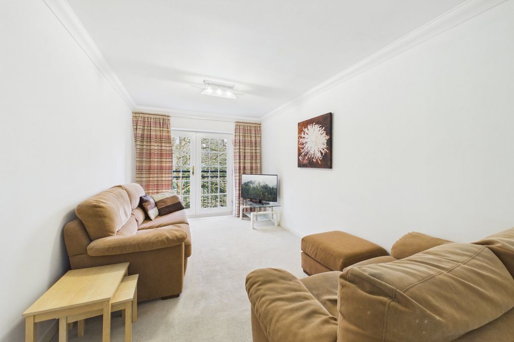 Property photo 2 of 12 Picture No. 06