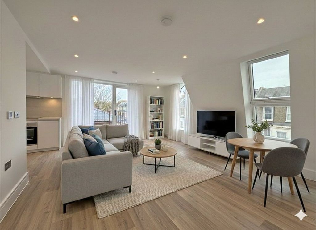 Property photo 1 of 5 Picture No. 11