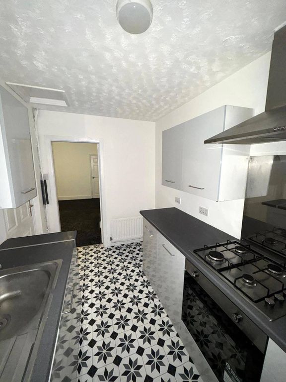 Property photo 3 of 10 Gallery