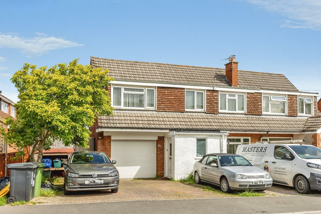Property photo 1 of 18