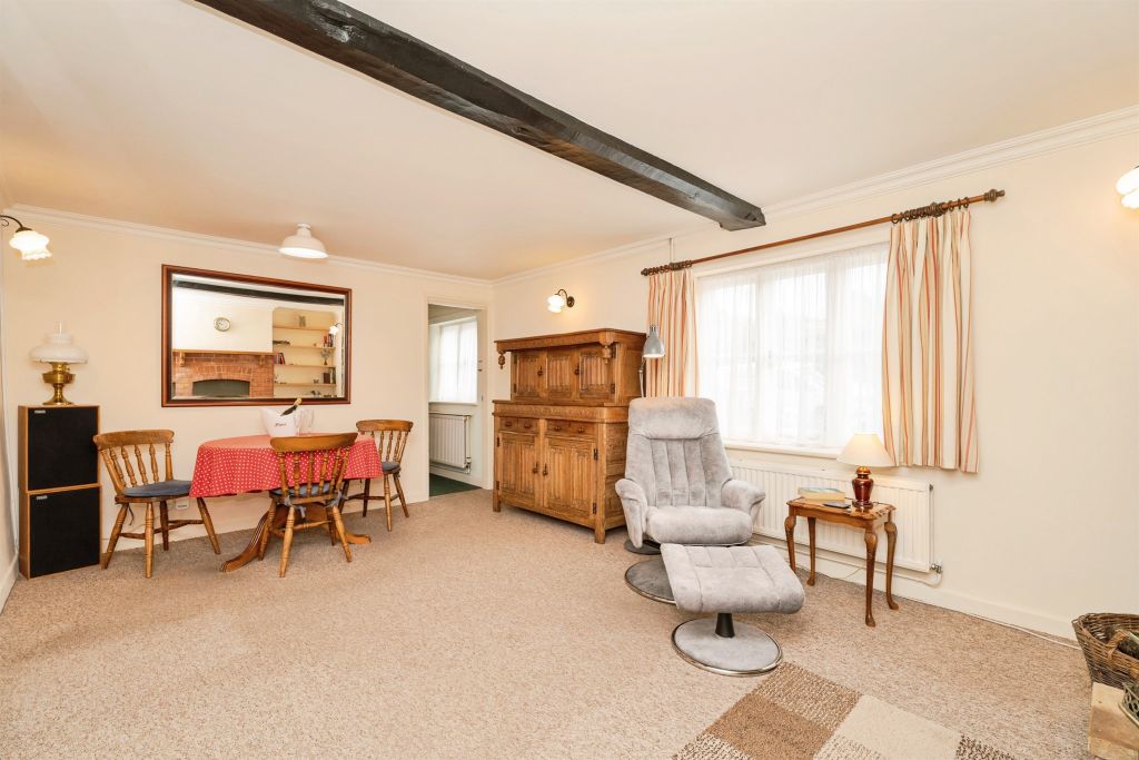 Property photo 3 of 21