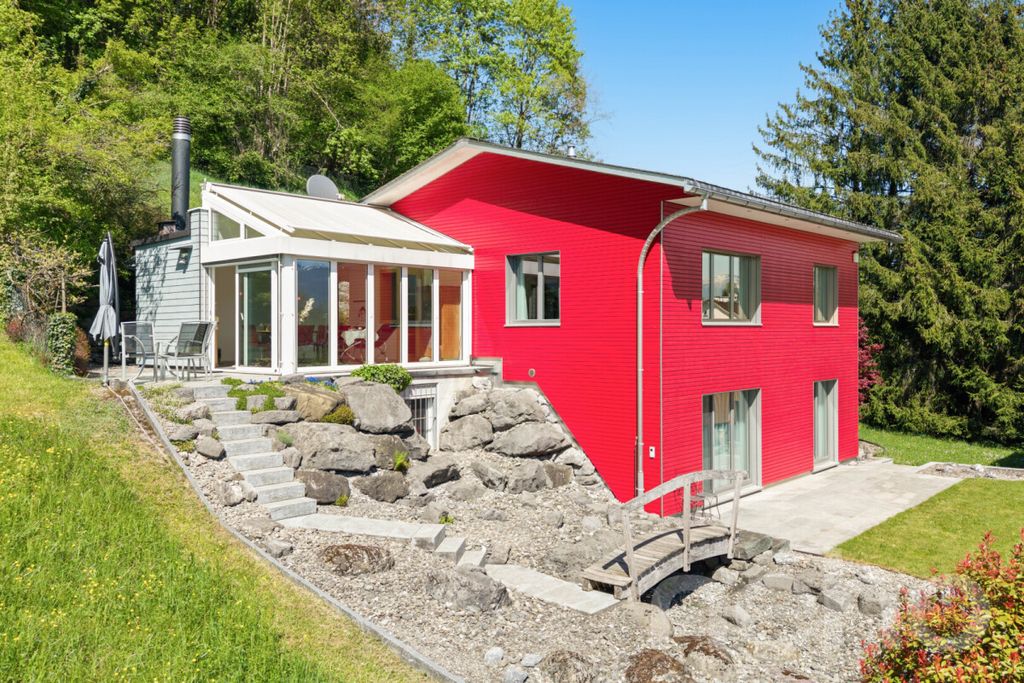 Property photo 1 of 12