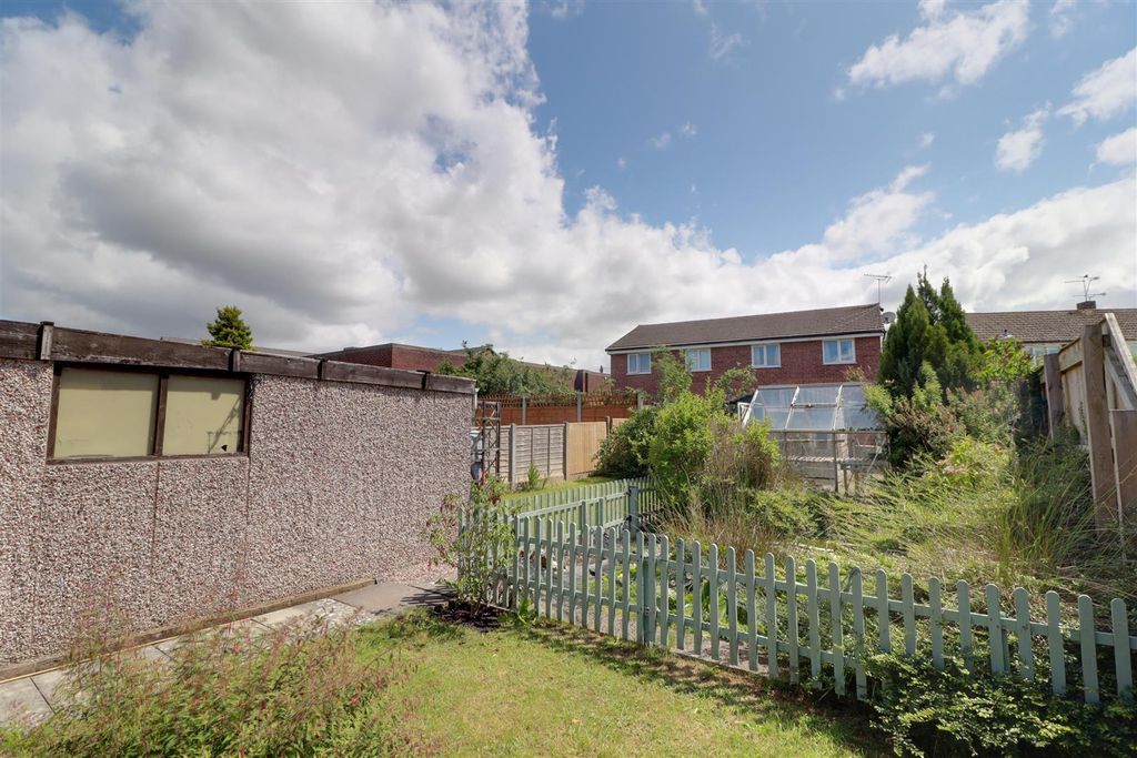 Property photo 3 of 19