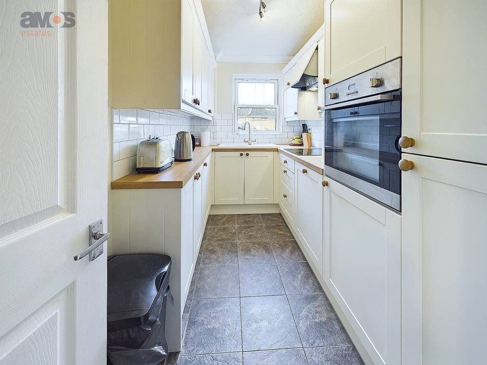 Property photo 3 of 9 3705606